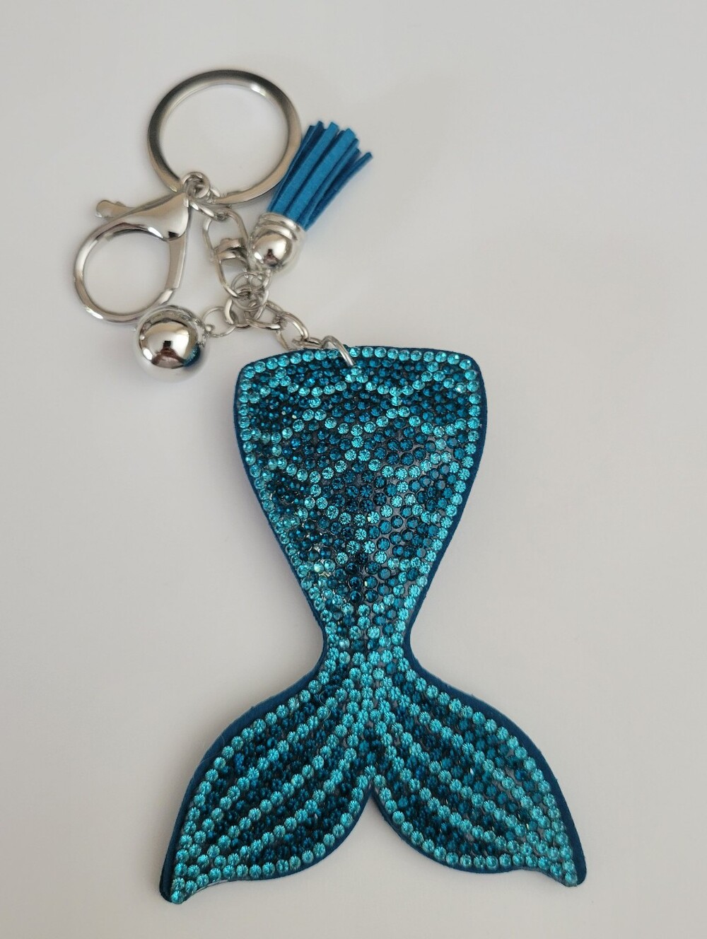 NWT Large Ocean Blue Mermaid Tail Keychain Bag Charm Beautiful, Tassel, Silver